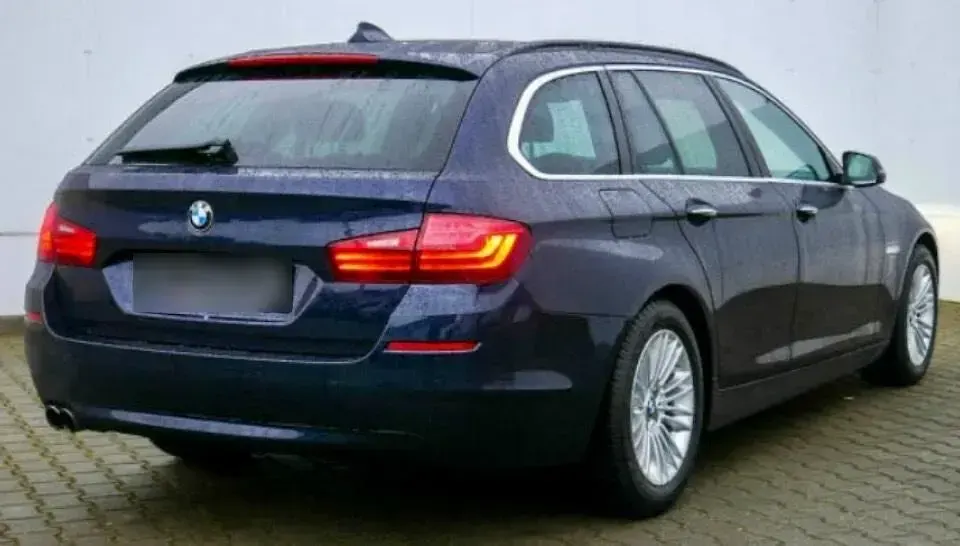 Gebraucht BMW 518 150 PS (110 kW) 2016 Blau Kombi