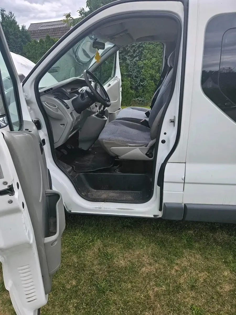 Gebraucht Renault Trafic 2005 Weiß Van / Kleinbus