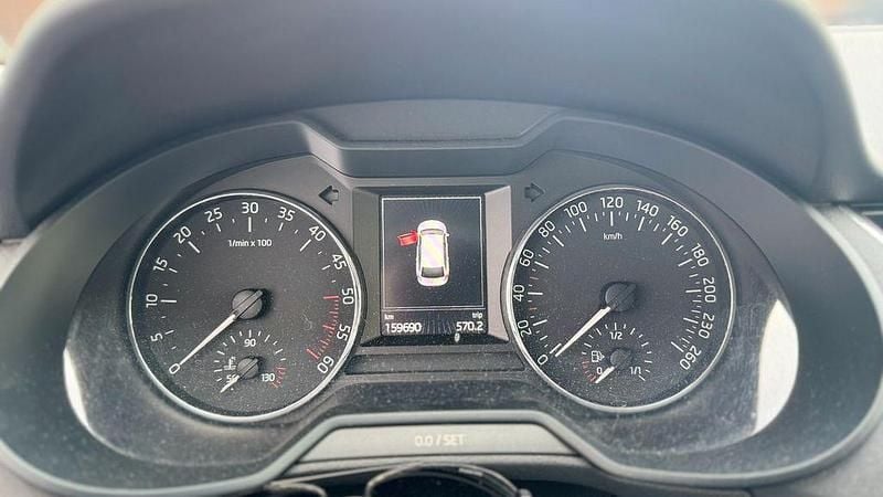 Gebraucht Skoda Octavia Joy 150 PS (110 kW) 2016 Grau Kleinwagen