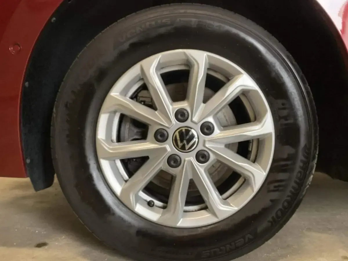 Second-hand VW Multivan Life 150 CP (110 kW) 2025 Monovolum