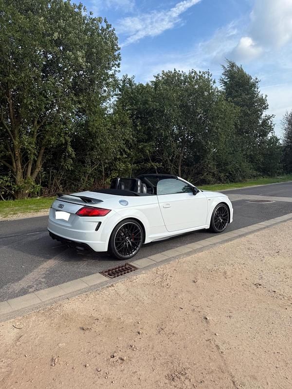 Gebraucht Audi TT Roadster Competition 197 PS (144 kW) 2020 Weiß Cabrio