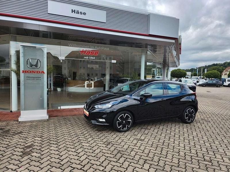 Enigma black Gebraucht 2022 Nissan Micra N-Way Kleinwagen | 17.195 € (Fairer Preis) - Bild 1/4
