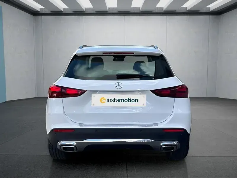 Gebraucht Mercedes GLA200 150 PS (110 kW) 2025 Weiß SUV