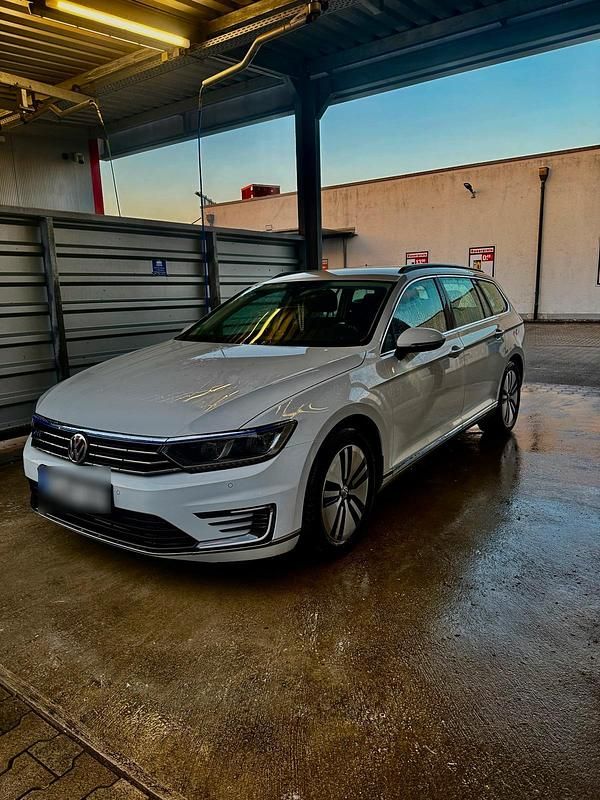 Gebraucht VW Passat GTE 256 PS (188 kW) 2018 Weiß Kombi