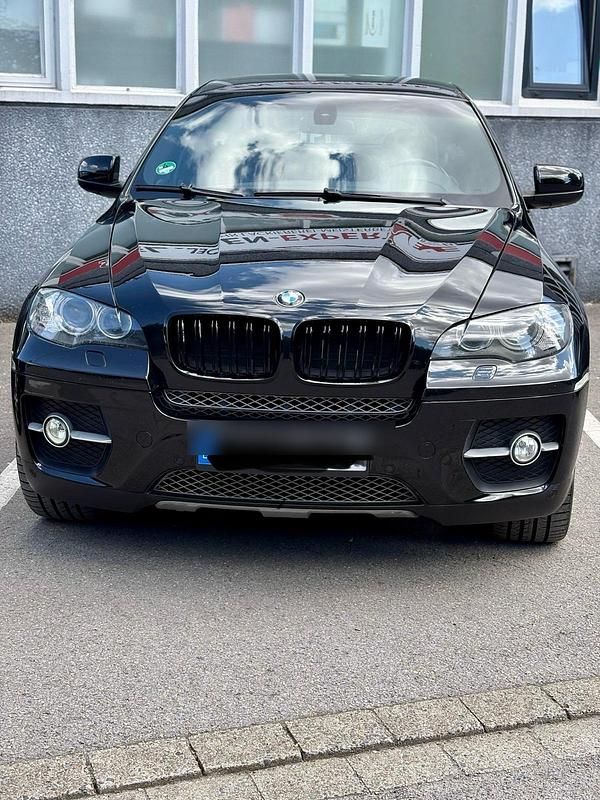 Schwarz Gebraucht 2011 BMW X6 SUV | 18.000 € - Bild 1/4