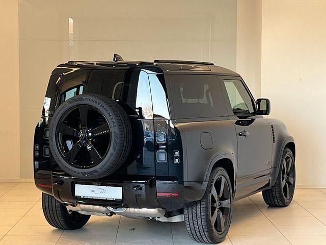 Neu Land Rover Defender SE Dynamic 249 PS (183 kW) 2026 Santorini black SUV