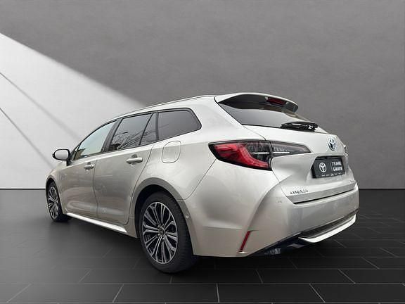 Gebraucht Toyota Corolla Team 184 PS (135 kW) 2022 Cosmicsilber metallic Limousine