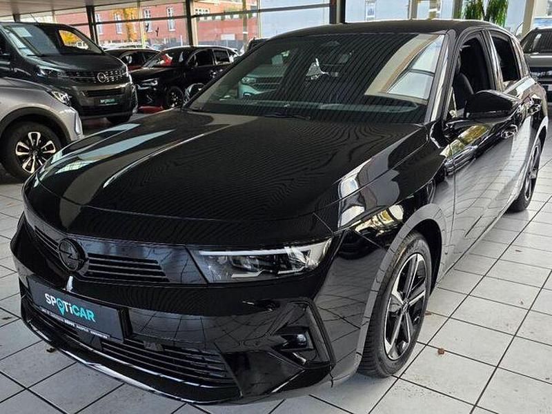 Gebraucht Opel Astra 131 PS (96 kW) 2024 Schwarz Limousine
