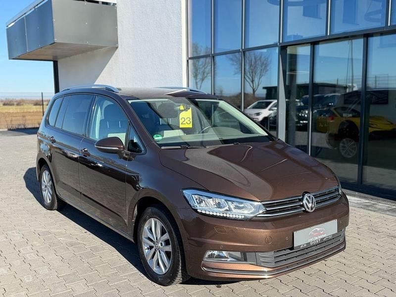 Usata VW Touran 110 CV (80 kW) 2016 Marrone Monovolume
