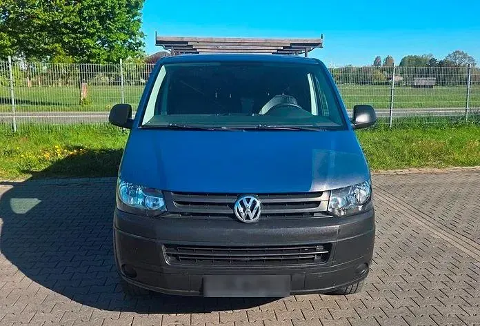 Second-hand VW Transporter 102 CP (75 kW) 2013 Albastru Van
