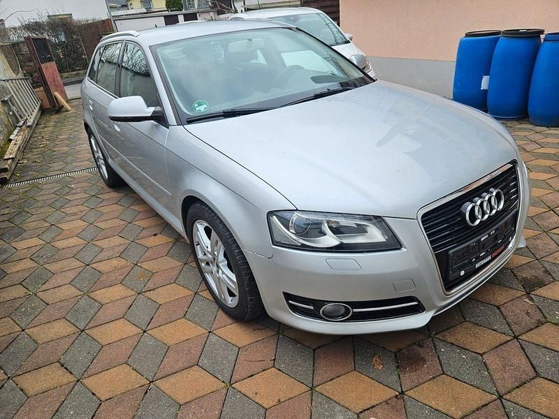 Gebraucht Audi A3 Ambition 140 PS (102 kW) 2011 Silber Kleinwagen