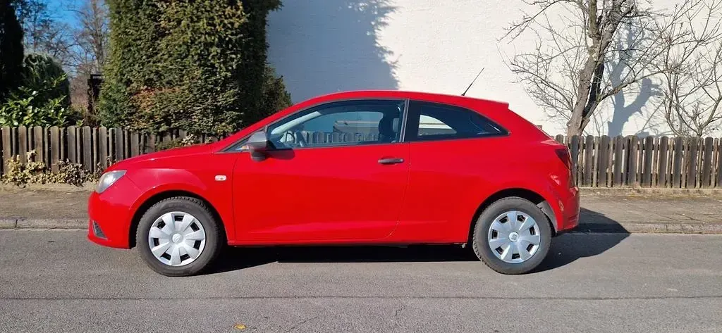 Gebraucht Seat Ibiza SC Reference 69 PS (50 kW) 2014 Rot Kleinwagen