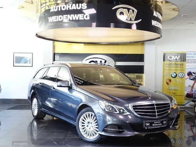 Grau Gebraucht 2015 Mercedes E300 Elegance Kombi | 13.950 € (Superpreis) - Bild 1/4