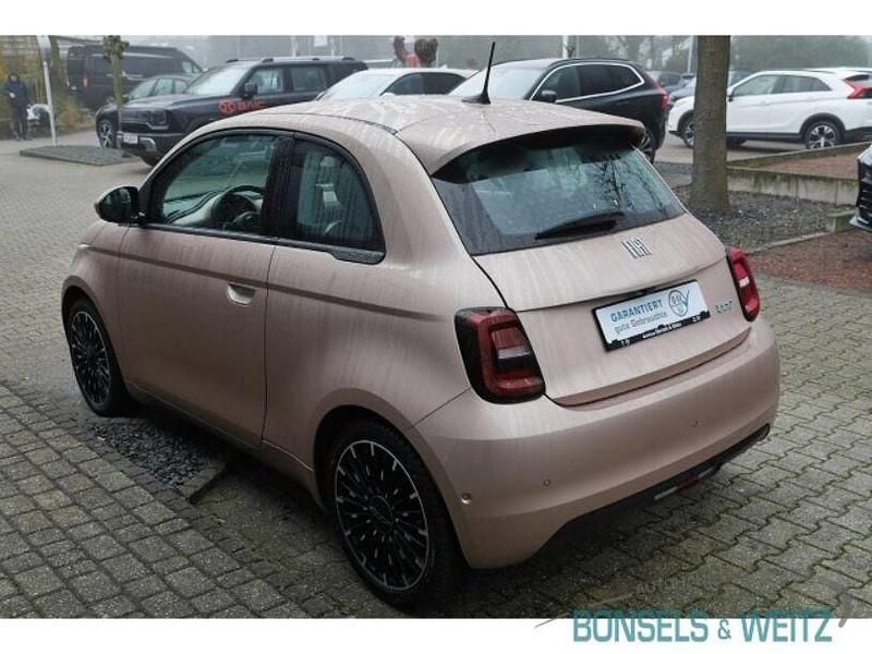 Gebraucht Fiat 500e Icon 86 kW (118 PS) 2021 Gold metallic Kleinwagen