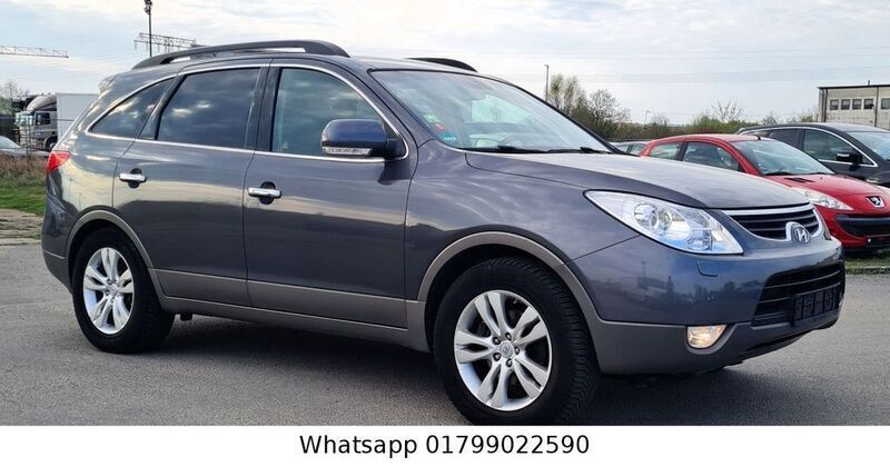 Grau Gebraucht 2011 Hyundai Veracruz Premium SUV | 5.999 € (Fairer Preis) - Bild 1/4