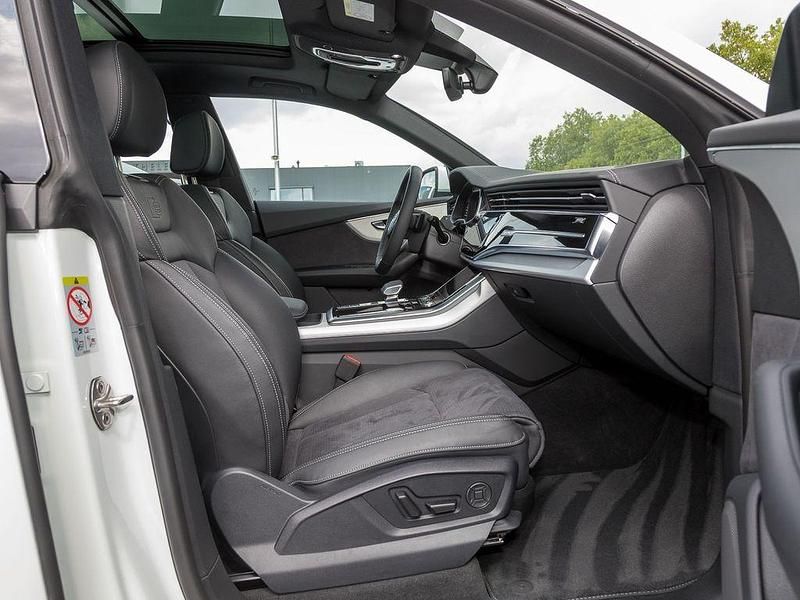 Gebraucht Audi Q8 S-Line 286 PS (210 kW) 2024 Weiß SUV