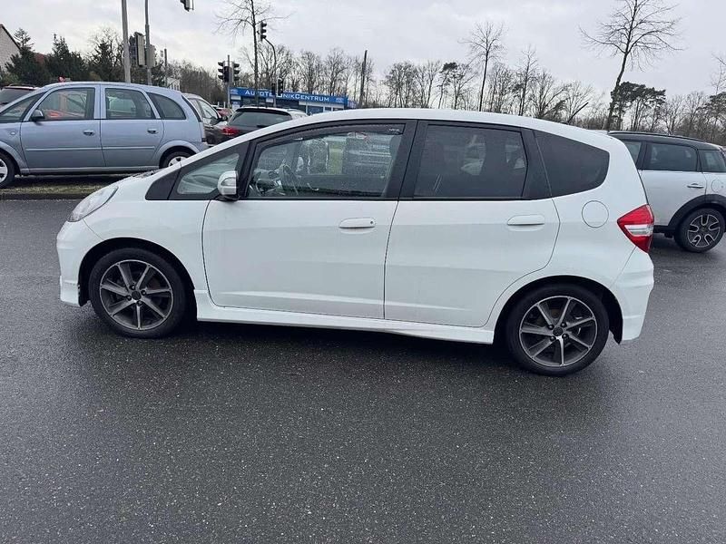 Gebraucht Honda Jazz SI 99 PS (72 kW) 2012 Taffeta white Kleinwagen