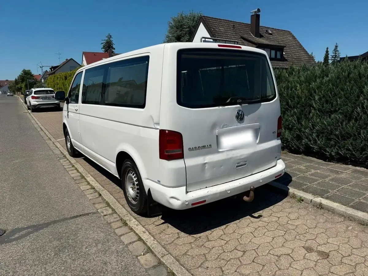 Gebraucht VW Caravelle 140 PS (102 kW) 2011 Weiß Van