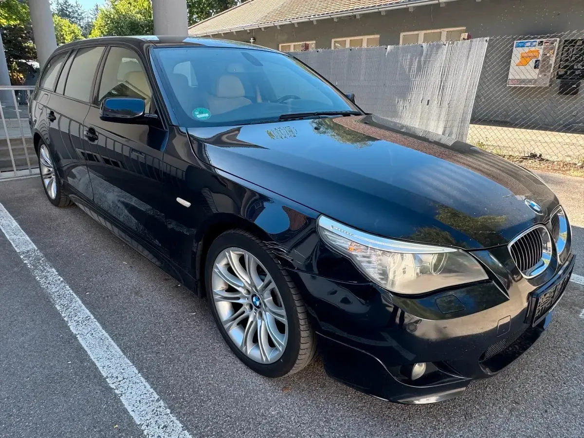 Gebraucht BMW 530 M Sport 272 PS (200 kW) 2009 Schwarz Kombi