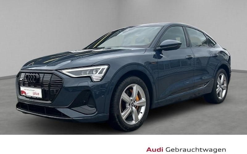 Gebraucht Audi Q8 Sportback e-tron S-Line 300 kW (408 PS) 2022 Blau SUV