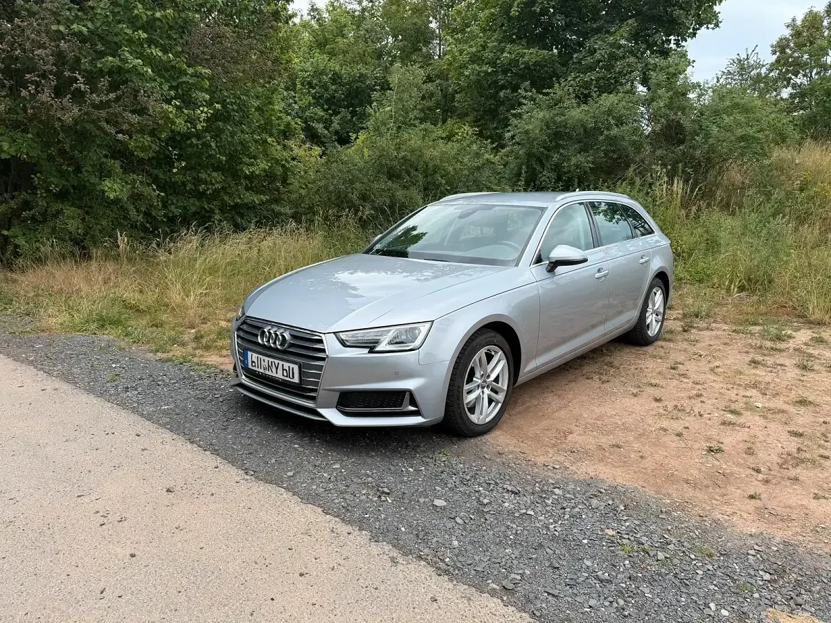 Gebraucht Audi A4 150 PS (110 kW) 2018 Silber Kombi