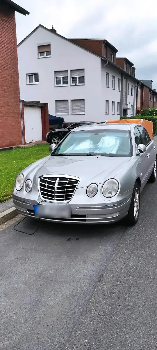 Gebraucht Kia Opirus 203 PS (149 kW) 2005 Silber Limousine