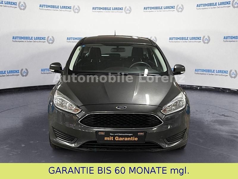 Usata Ford Focus 101 CV (74 kW) 2017 Grigio Station wagon
