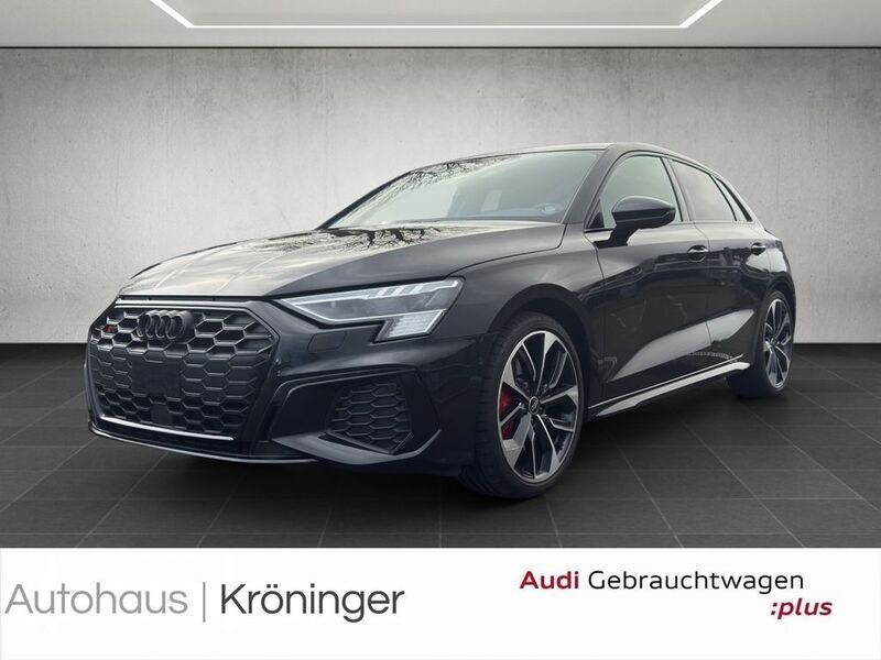 Mythosschwarz metallic Gebraucht 2023 Audi S3 Ambiente Limousine | 47.690 € (Etwas zu teuer) - Bild 1/4