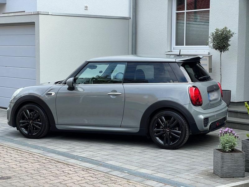 Second-hand Mini Cooper 136 CP (100 kW) 2017 Gri Hatchback