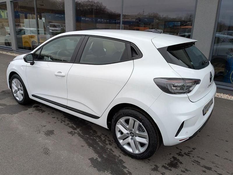 Neu Renault Clio V Evolution 91 PS (66 kW) 2026 Weiß Limousine