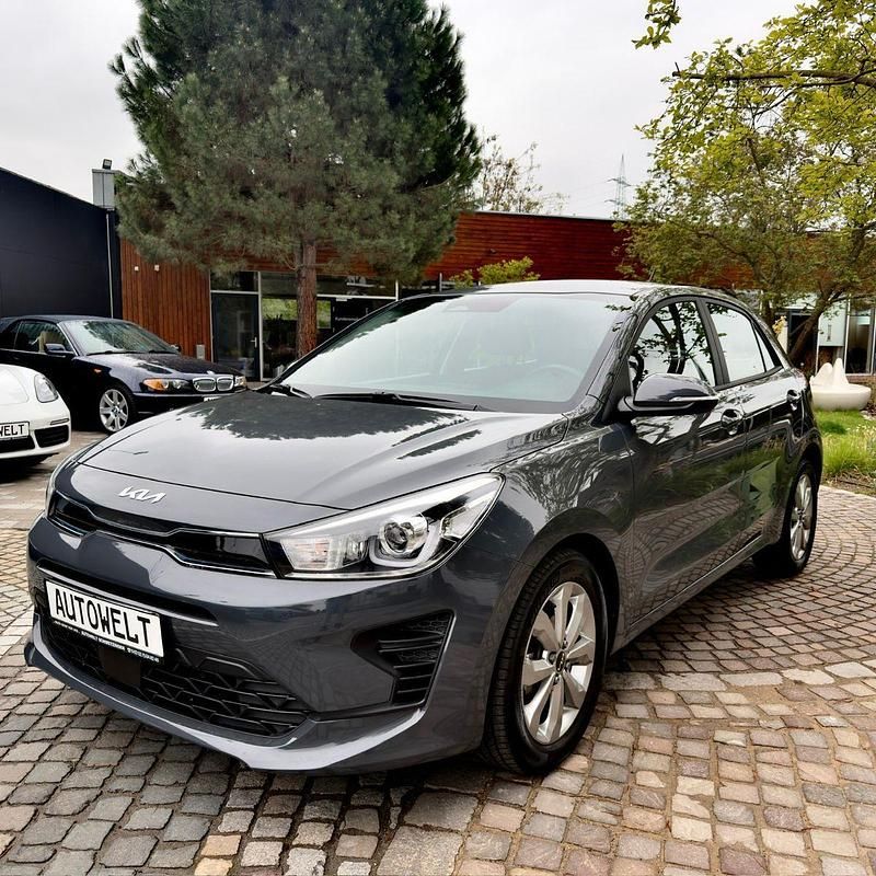 Second-hand Kia Rio Vision 101 CP (74 kW) 2023 Gri Hatchback