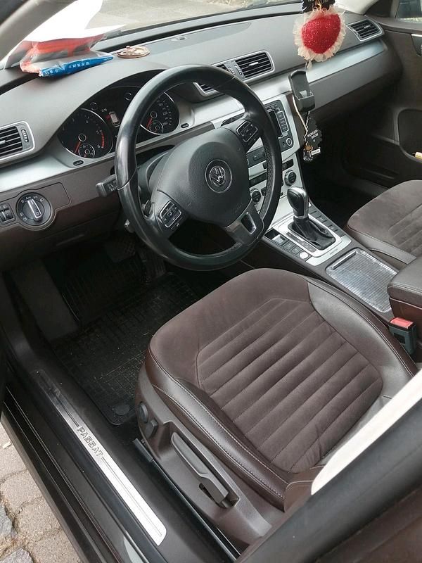 Gebraucht VW Passat 177 PS (130 kW) 2014 Braun Kombi