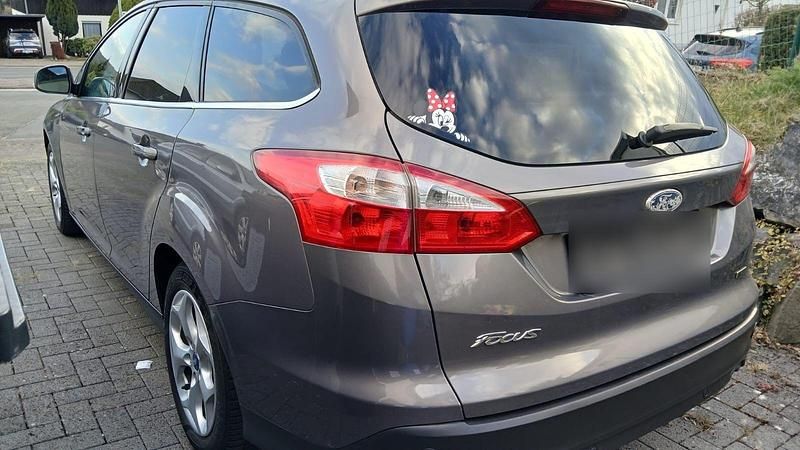 Gebraucht Ford Focus Champions Edition 150 PS (110 kW) 2012 Kombi