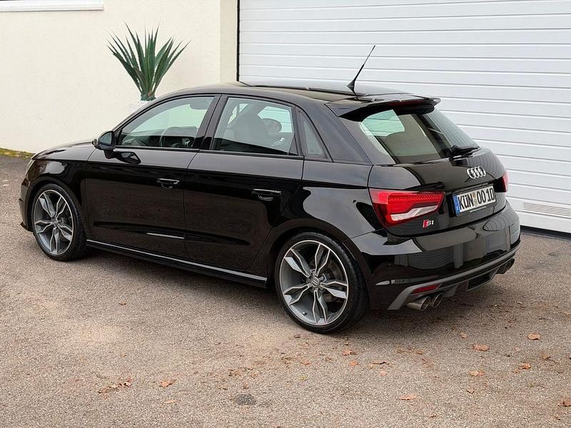 Gebraucht Audi S1 Sportback Sport 231 PS (169 kW) 2014 Schwarz Kleinwagen