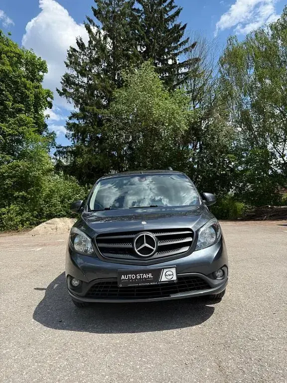 Gebraucht Mercedes Citan 111 Edition 110 PS (80 kW) 2018 Grau Kombi