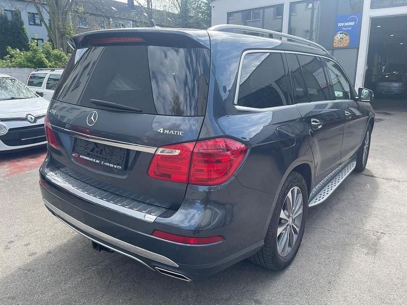 Gebraucht Mercedes GL450 367 PS (269 kW) 2013 Grau SUV