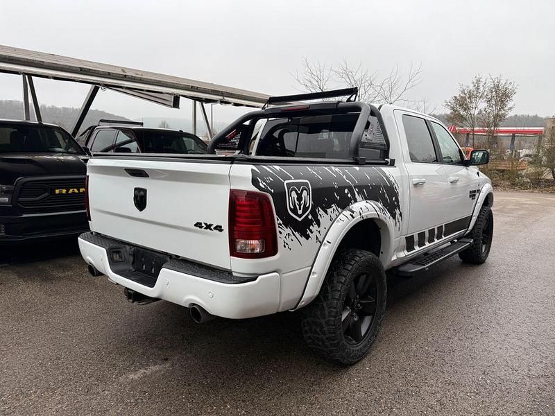 Gebraucht Dodge Ram 401 PS (294 kW) 2022 Weiß Pickup