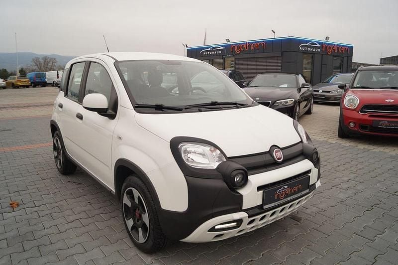 Gebraucht Fiat Panda Cross Cross 69 PS (50 kW) 2023 Weiß Kleinwagen