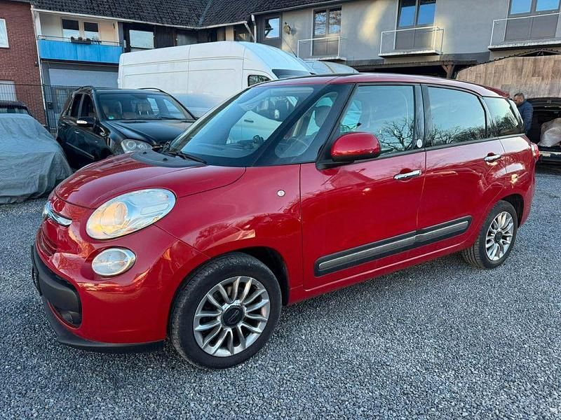 Gebraucht Fiat 500L Lounge 105 PS (77 kW) 2014 Colore esterno (passione rot) Van / Kleinbus