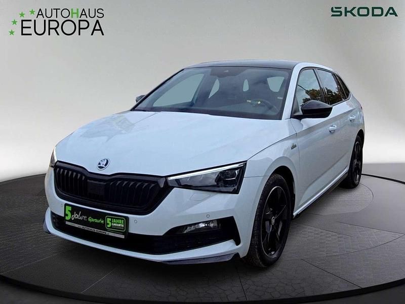 Moonweiss metallic Gebraucht 2022 Skoda Scala Monte Carlo Kleinwagen | 23.490 € (Fairer Preis) - Bild 1/4