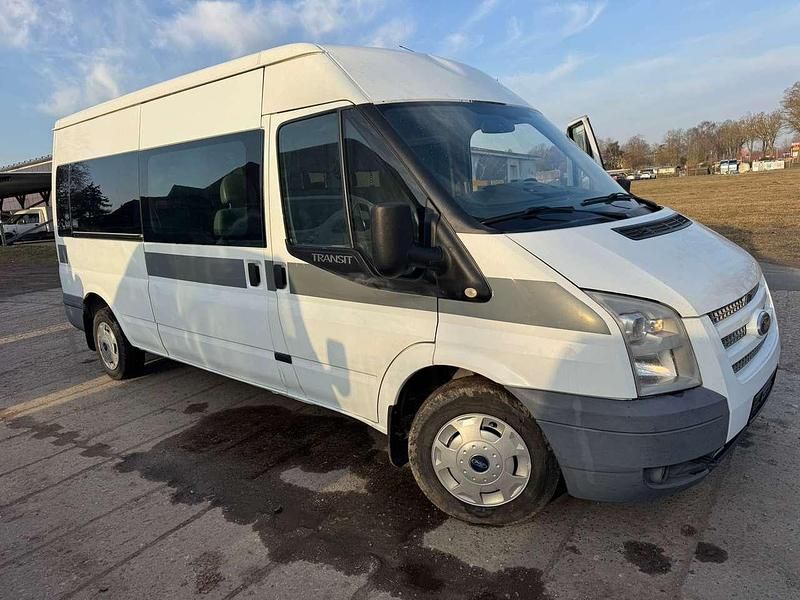 Gebraucht Ford Transit Trend 101 PS (74 kW) 2014 Frostweiß Van / Kleinbus
