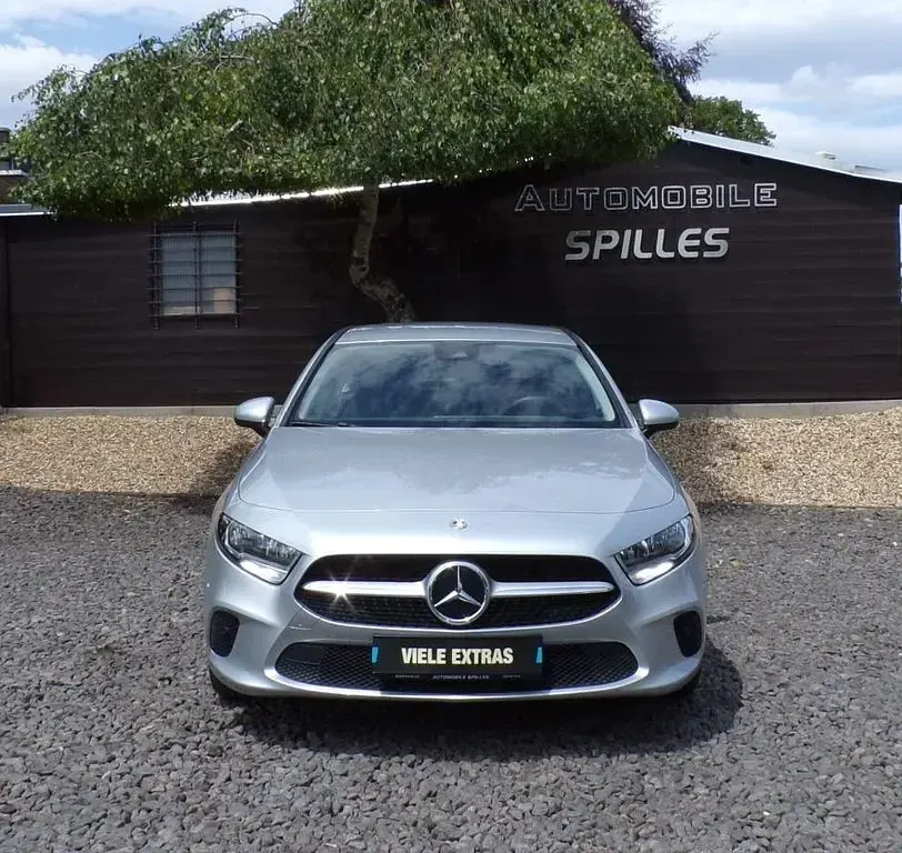Gebraucht Mercedes A180 Progressive 136 PS (100 kW) 2022 Silber Limousine