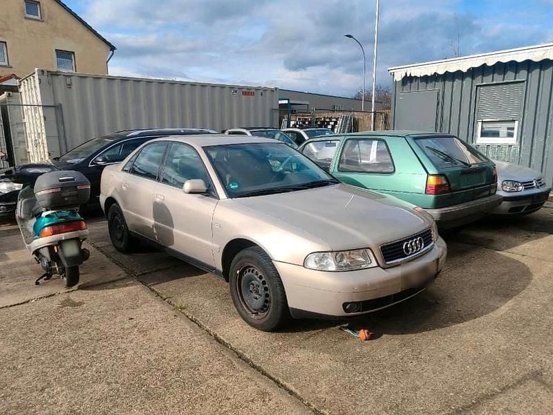 Gebraucht Audi A4 150 PS (110 kW) 2000 Beige Limousine