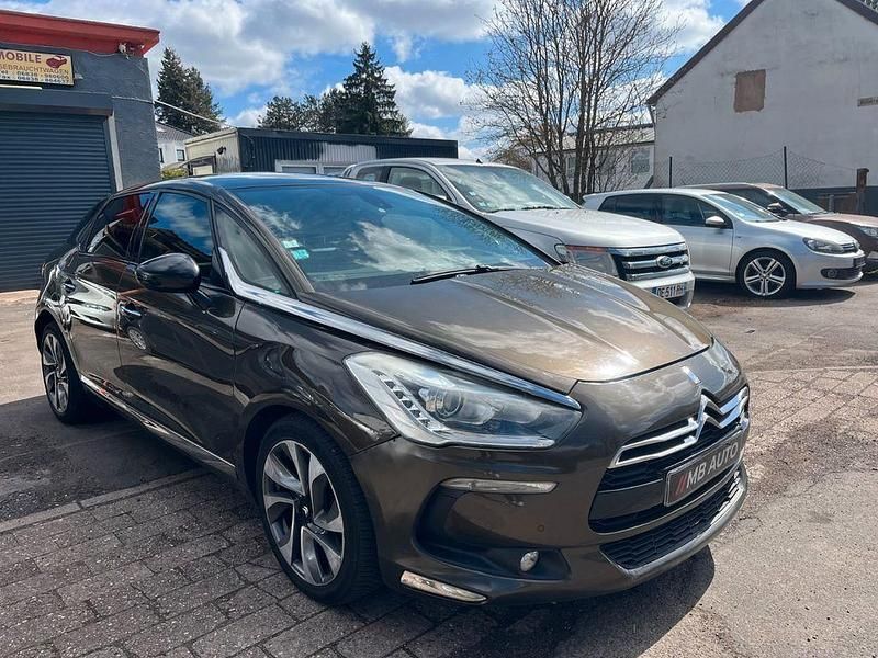Gebraucht Citroën DS5 Chic 163 PS (119 kW) 2014 Gold Kleinwagen