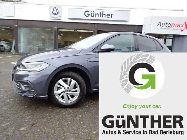 Gebraucht VW Polo Style 95 PS (69 kW) 2023 Grau Kleinwagen