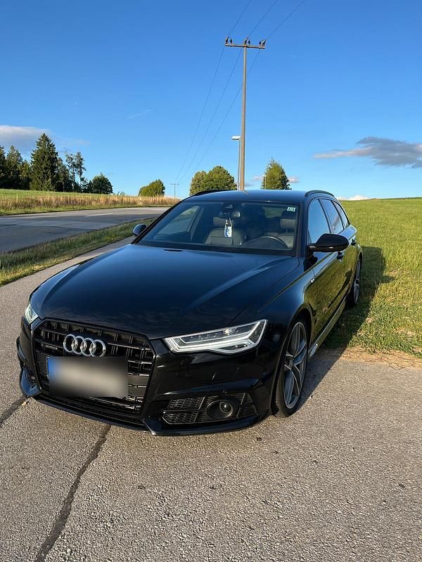 Schwarz Gebraucht 2018 Audi A6 Black Edition Kombi | 32.000 € (Etwas zu teuer) - Bild 1/4