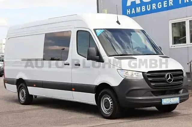 Gebraucht Mercedes Sprinter 150 PS (110 kW) 2024 Arktikweiß Van