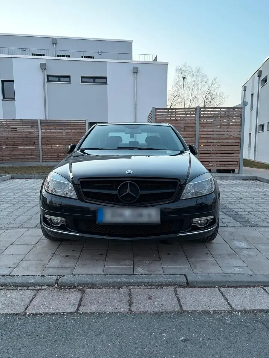 Gebraucht Mercedes C63 AMG 204 PS (150 kW) 2009 Schwarz Limousine