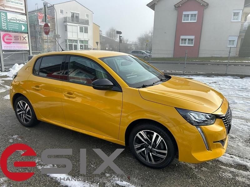 Gebraucht Peugeot 208 Allure 101 PS (74 kW) 2023 Gelb Kleinwagen