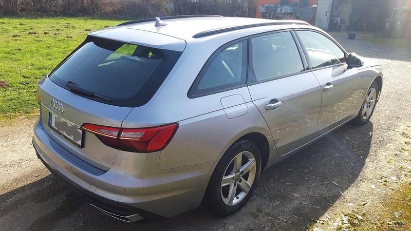 Gebraucht Audi A4 136 PS (100 kW) 2020 Silber Kombi